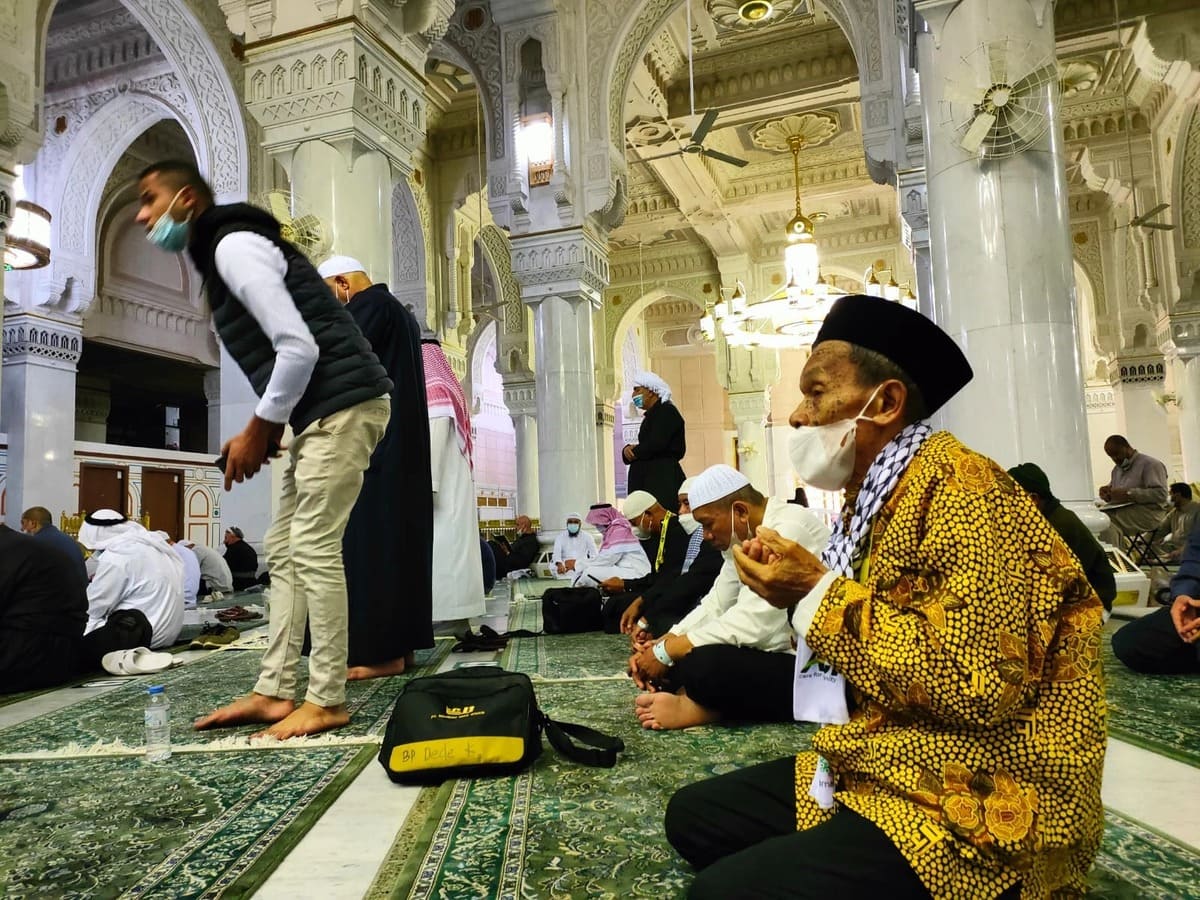 Cerita Tentang Kami MIW Travel Solo