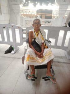 Jamaah Pria 1 Orang Masjidil Haram Kursi Roda Individual | Hukum Menggunakan Kursi Roda Saat Tawaf