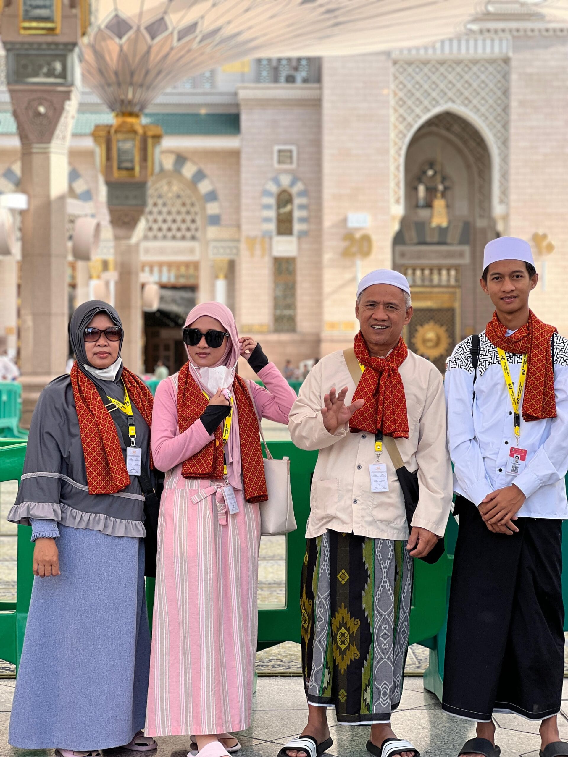 Dokumentasi Jamaah MIW Solo | Pelajari ApaSaja Rukun dan Wajib Umroh di Sini