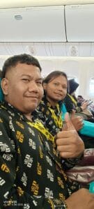 Jamaah Madinah Iman Wisata Solo Sedang Bersiap dari Dalam Pesawat | Niat Umroh yang Benar